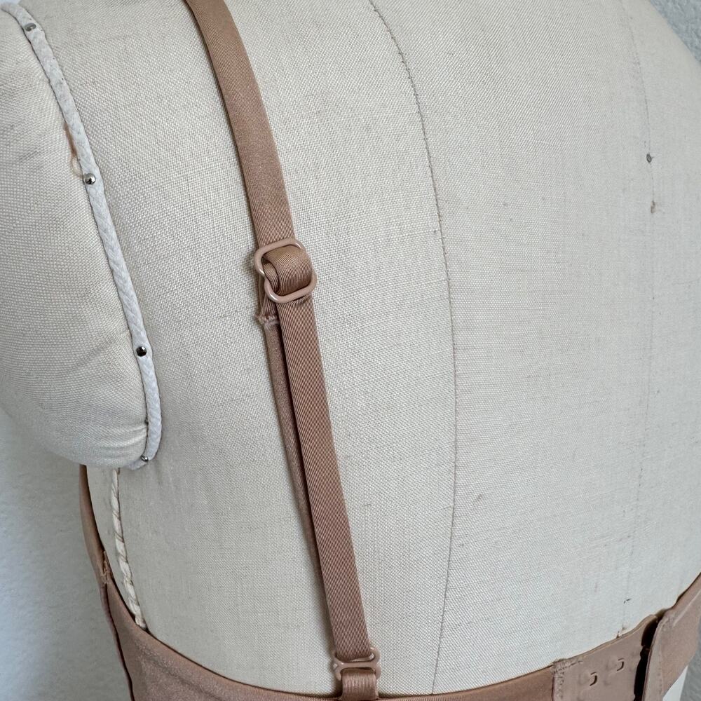 Skims | NWT Lightly Lined Square Neck Bra Wireless Form in "Clay" Size 32B - Picture 6 of 13